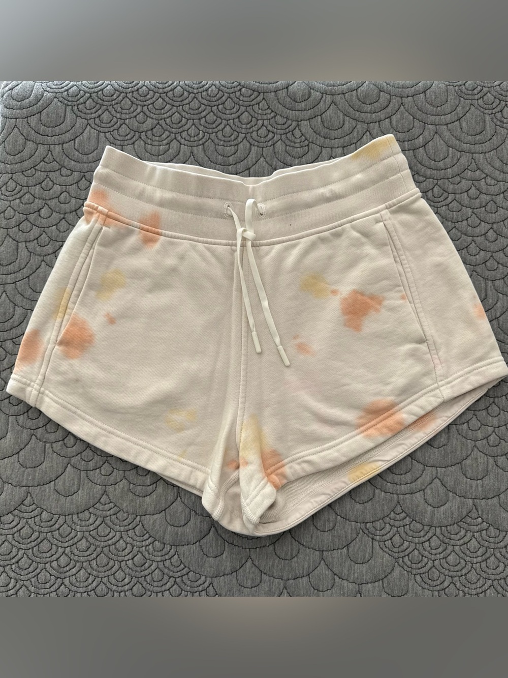 Lululemon innerglow short